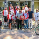 İzmir'de 'Zafer Yolunda' pedallar iz bırakıyor